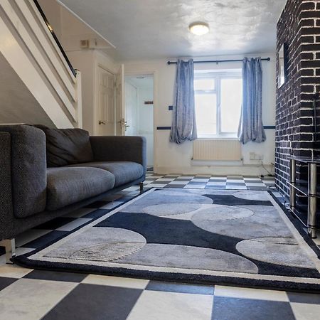 Cosy Home By Excel Centre & City Airport Londyn Zewnętrze zdjęcie